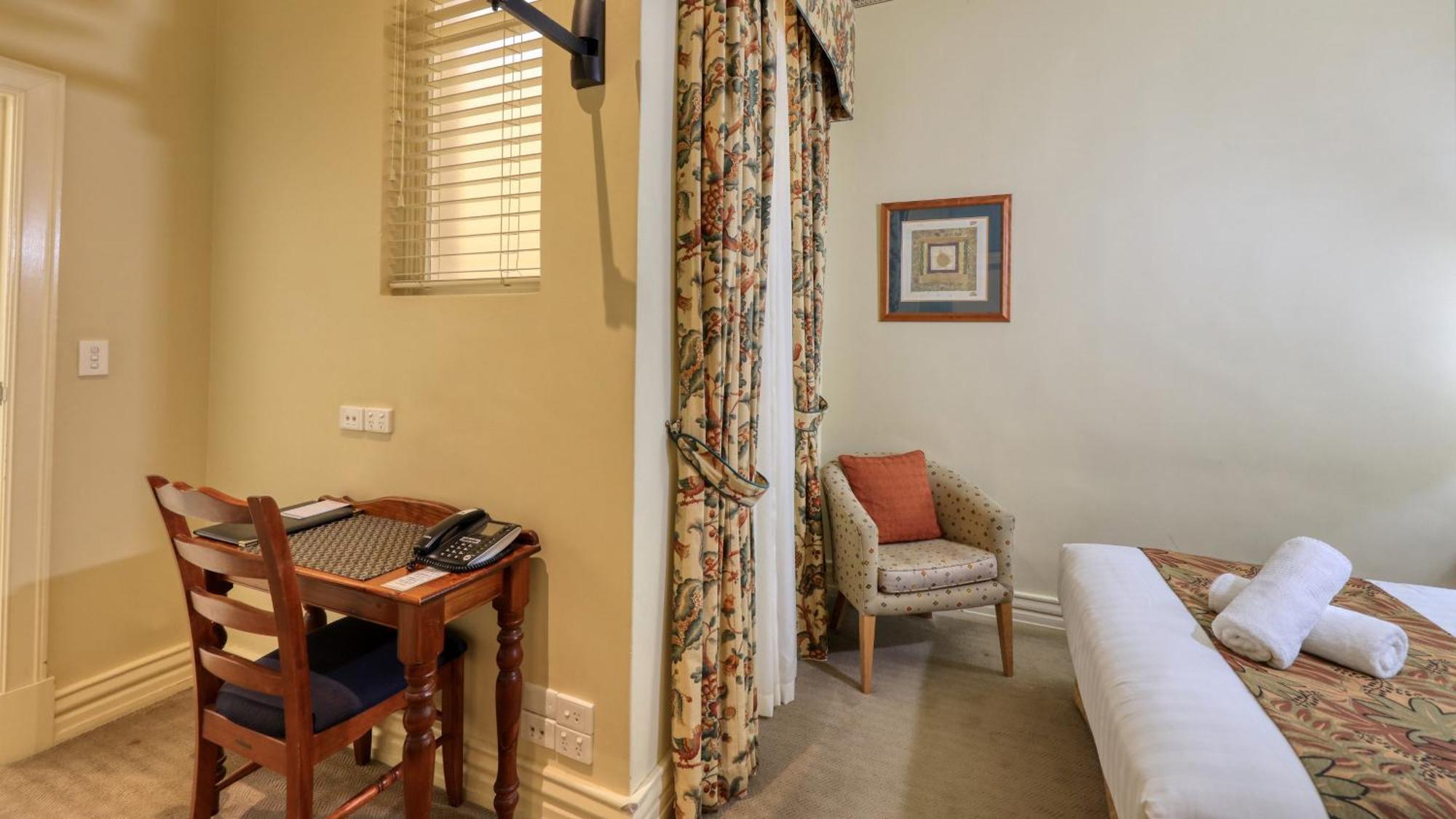 Royal Exchange Hotel Broken Hill Ngoại thất bức ảnh